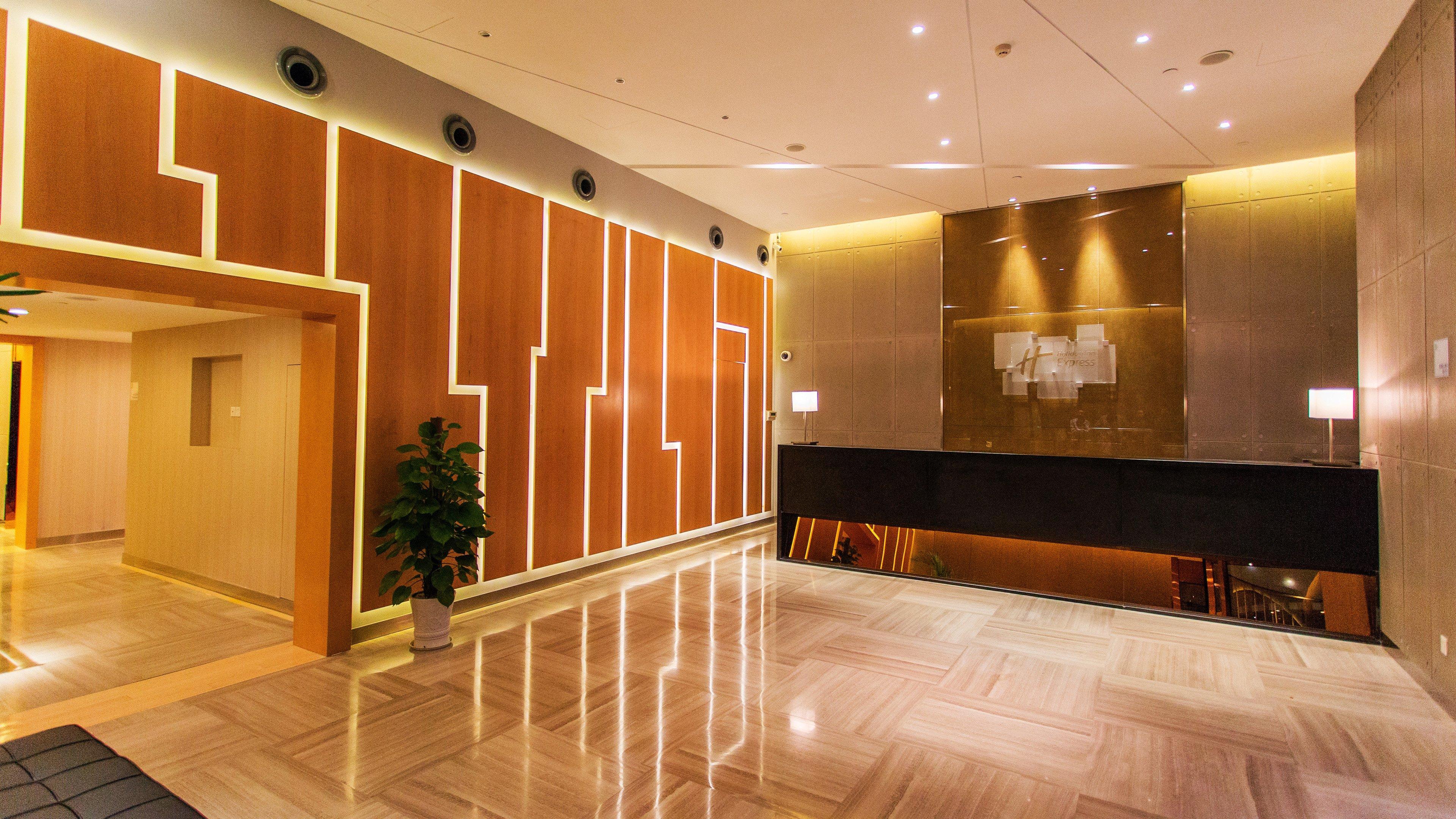 Holiday Inn Express Changzhou Centre By Ihg Exterior photo
