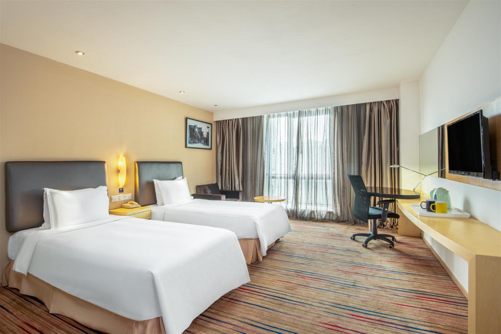 Holiday Inn Express Changzhou Centre By Ihg Exterior photo